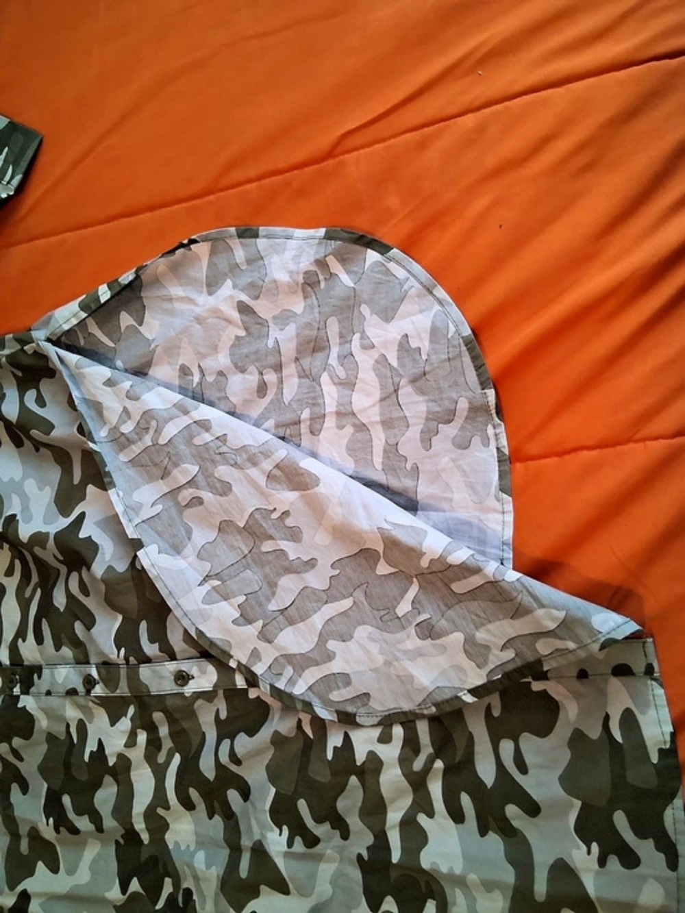 LOVE83 2XL Green Gray White Camouflage Long Sleeve Point Collar Button-Up - Picture 5 of 6